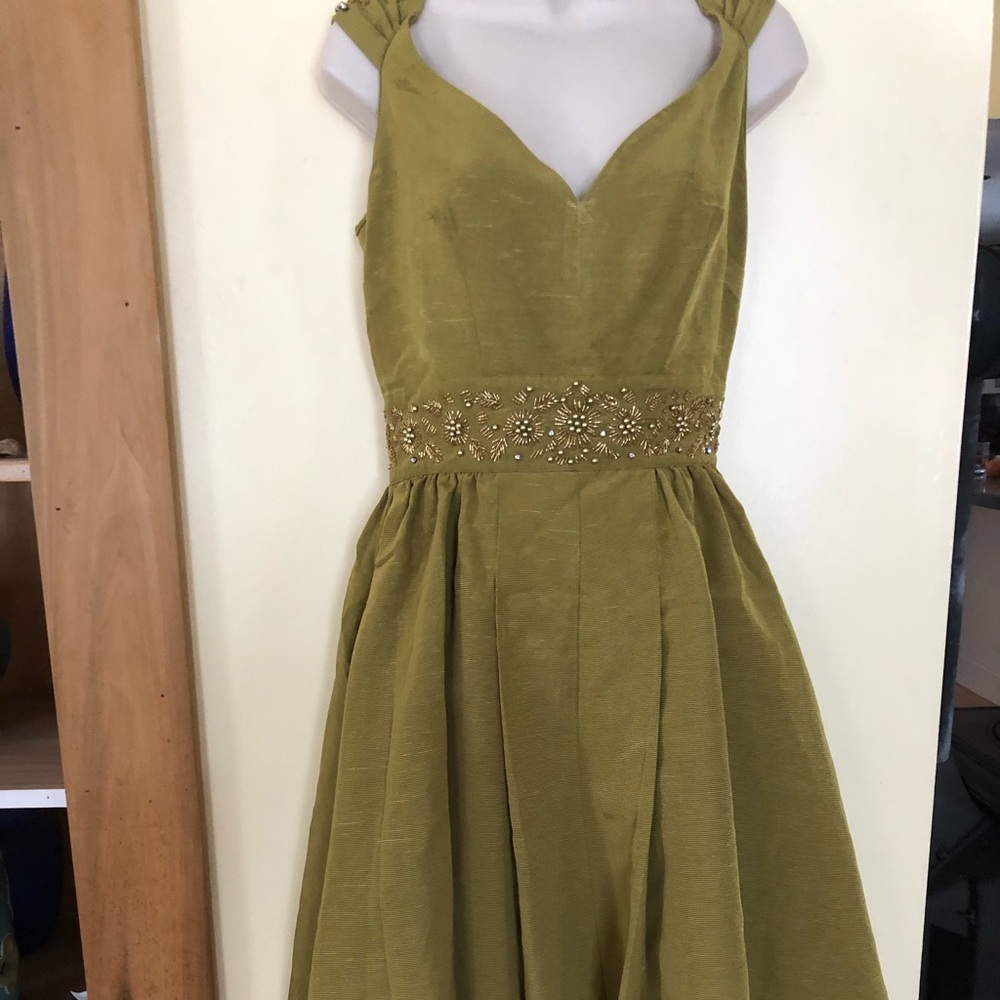 Candice Quinn NWT Green Empire Waist Embellished 8